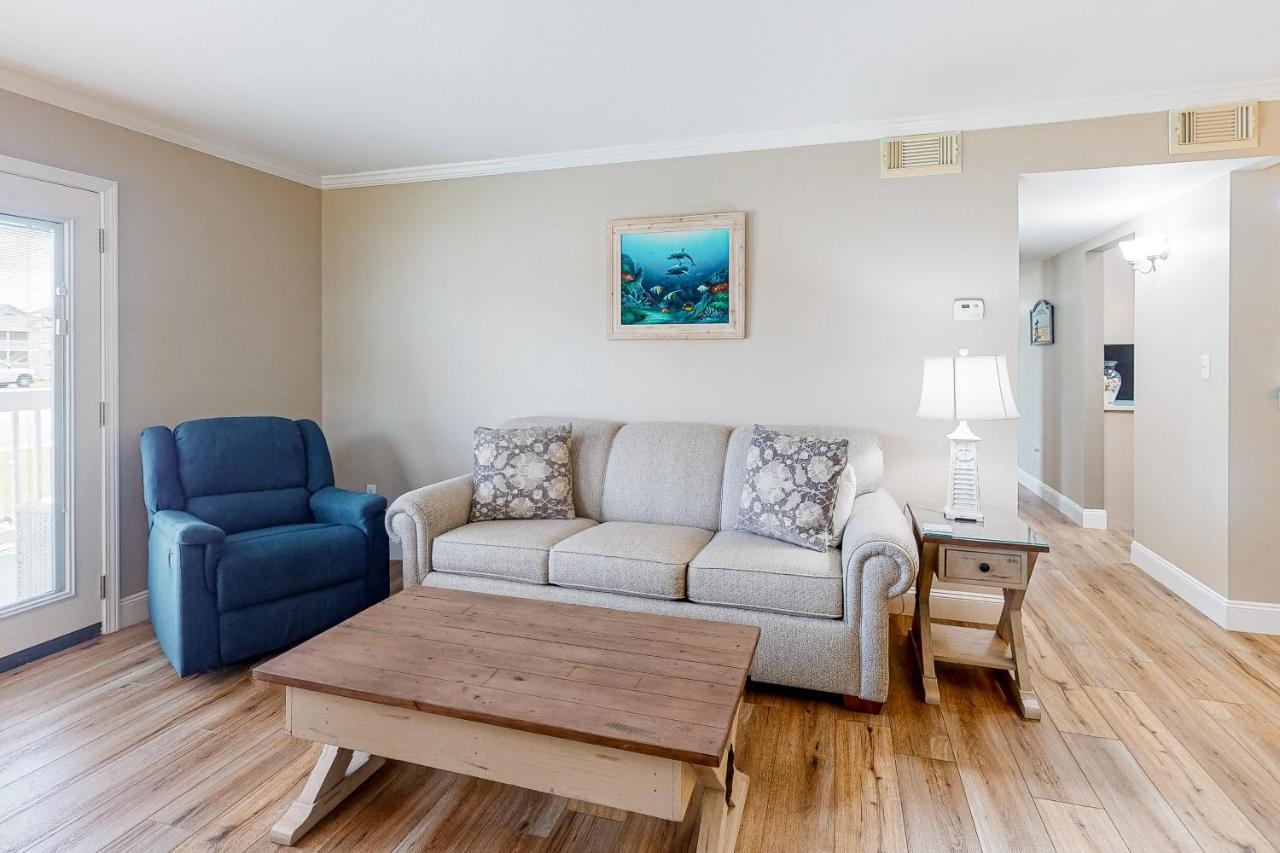 Colony Club C1 Apartment *