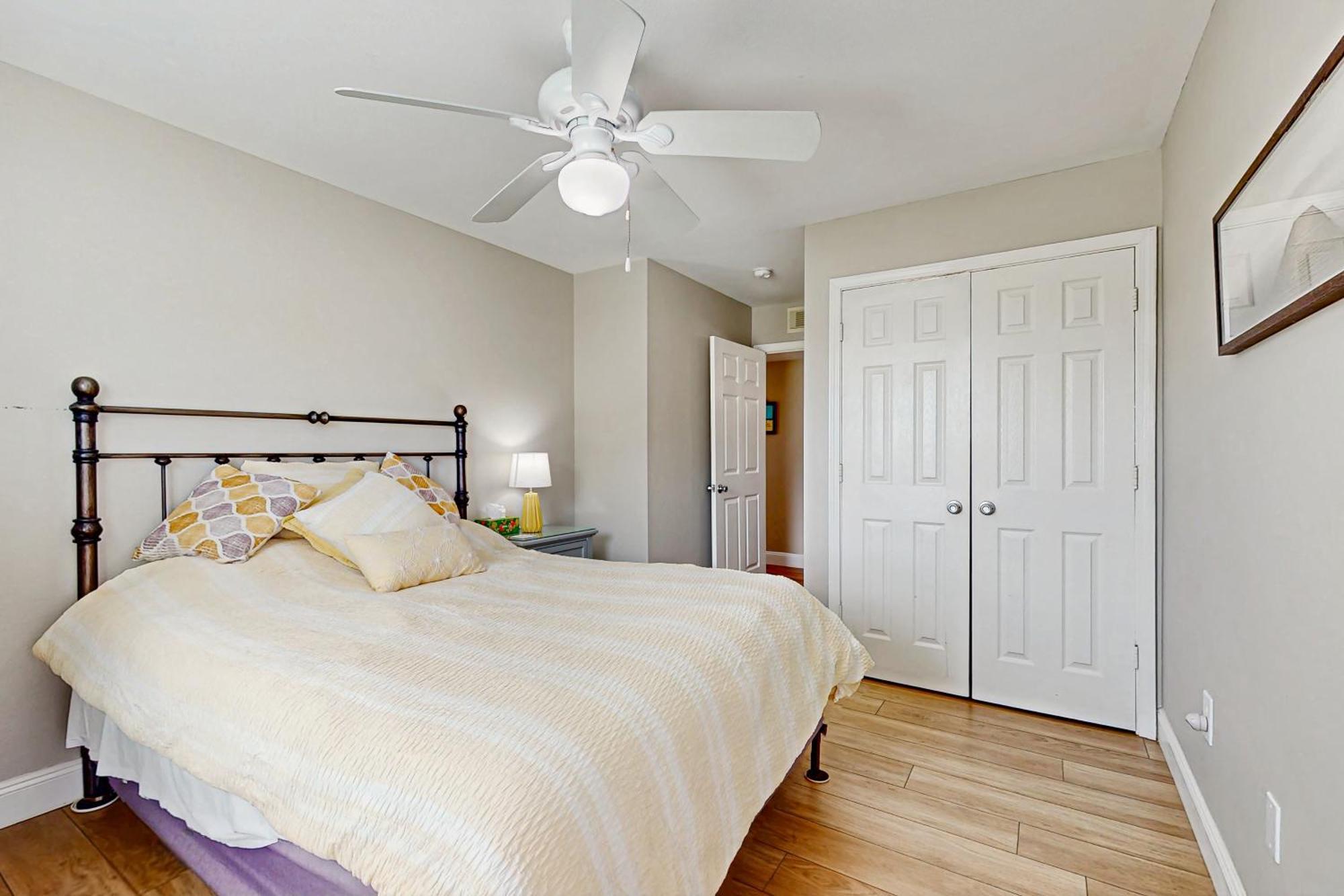 Apartment Colony Club C1 *